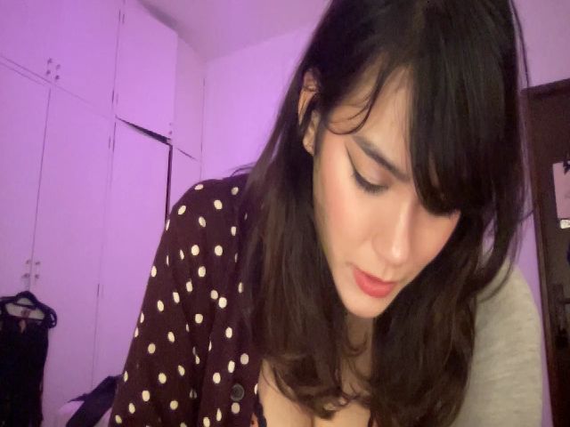Live sex webcam photo for GueishaLulu #256084879