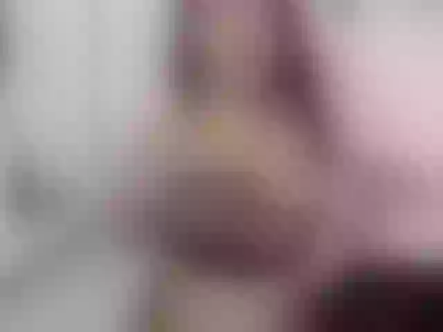 Live sex webcam photo for lilypoons #249928427