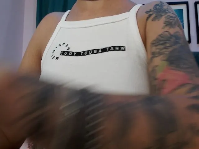 Live sex webcam photo for AkioTy #258553922