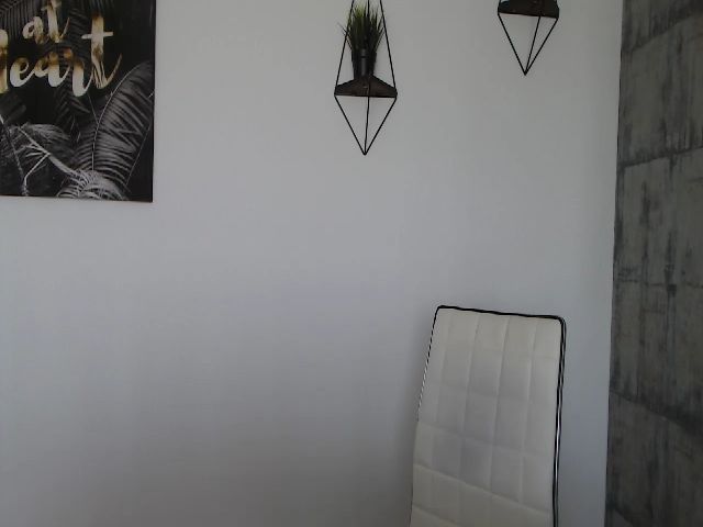 Live sex webcam photo for Rose4Lucy #254715388