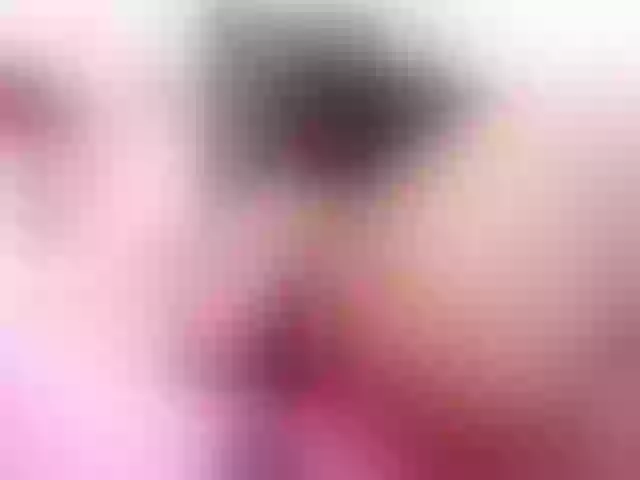 Live sex webcam photo for CiaraEbonyxxx #261850396