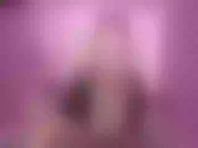 Live sex webcam photo for PtiMermaid #253751416
