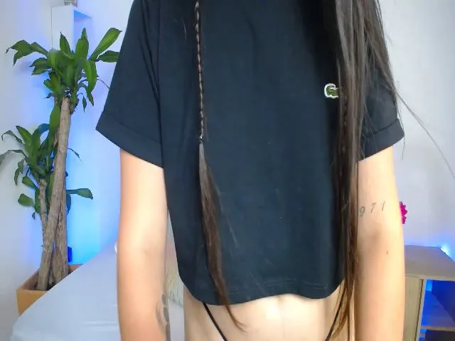 Live sex webcam photo for Mairerf #263153902