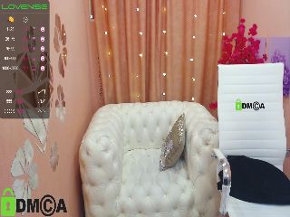 Live sex webcam photo for VickyH0ney #251949907