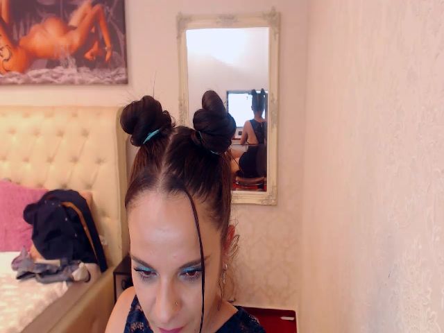 Live sex webcam photo for AlishaPacari #255794987