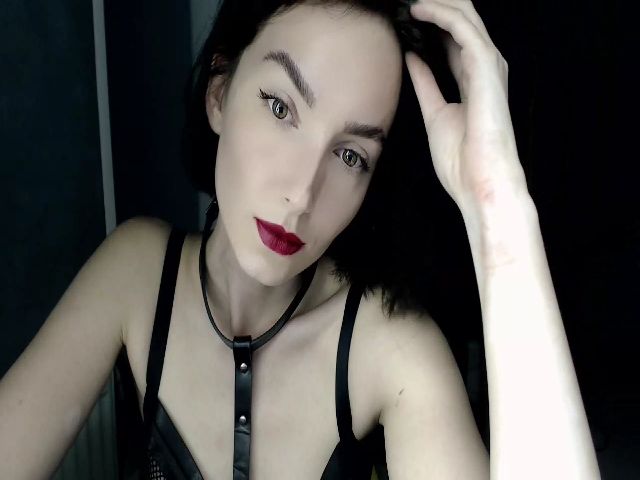 Live sex webcam photo for Miss_v22 #265189086