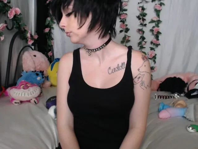 Live sex webcam photo for GalaxyFox #256080720