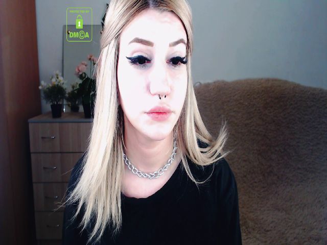 Live sex webcam photo for Alison_Moonli #254944466