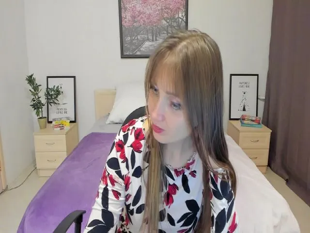 Live sex webcam photo for SharlottaTis #262835517