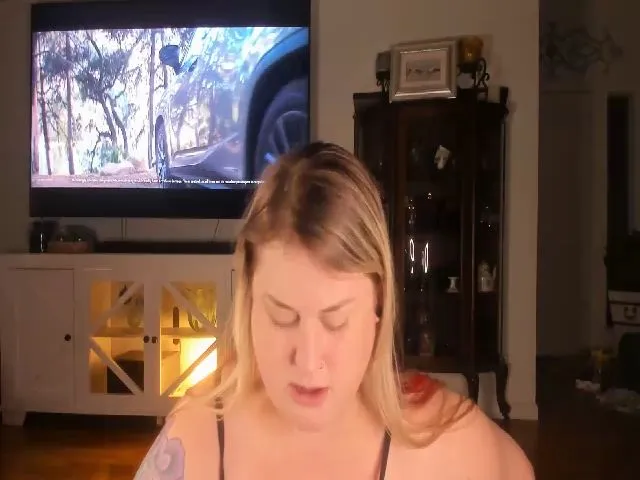 Live sex webcam photo for Mari_Jae #264164434