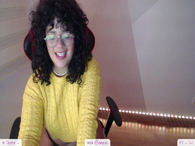 Live sex webcam photo for Isabela_1 #254303655