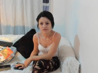 Live sex webcam photo for EllaRose29 #240797026
