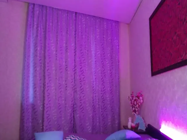 Live sex webcam photo for ShiroganeFun #264384314