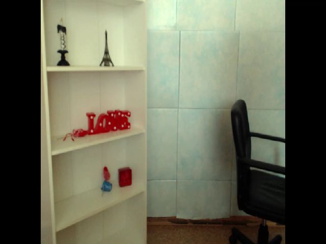 Live sex webcam photo for SshyTeen #264746204