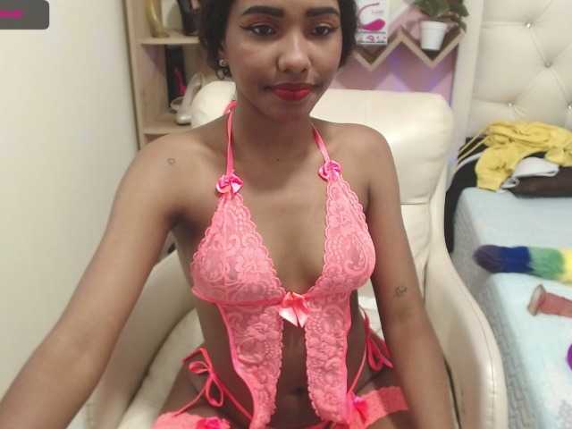 Live sex webcam photo for blaackmoon #262397829