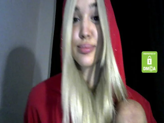 Live sex webcam photo for MyyDream #260154467