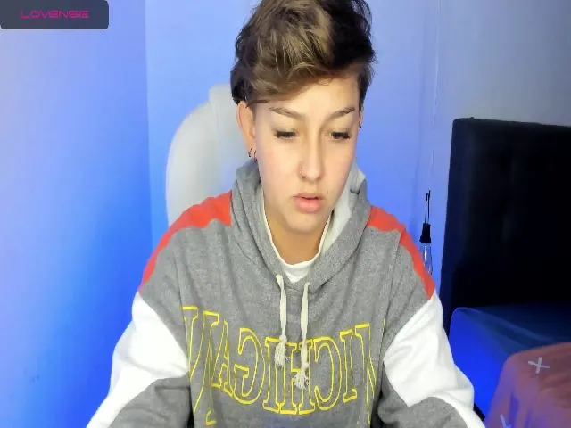 Live sex webcam photo for SalemJimenez #253363193