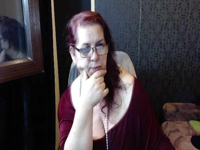 Live sex webcam photo for MissSanjane #262547427