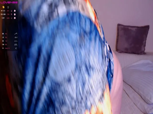 Live sex webcam photo for MarinaAbysss #259563130