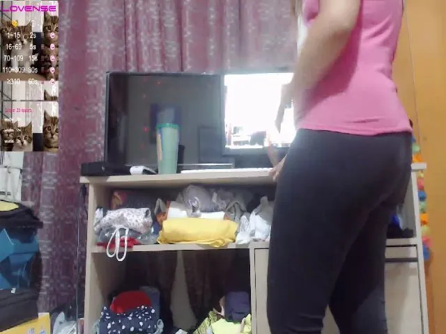 Live sex webcam photo for Meganhill_ #259484793