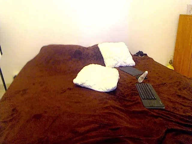 Live sex webcam photo for AliceBiggAss #255300753