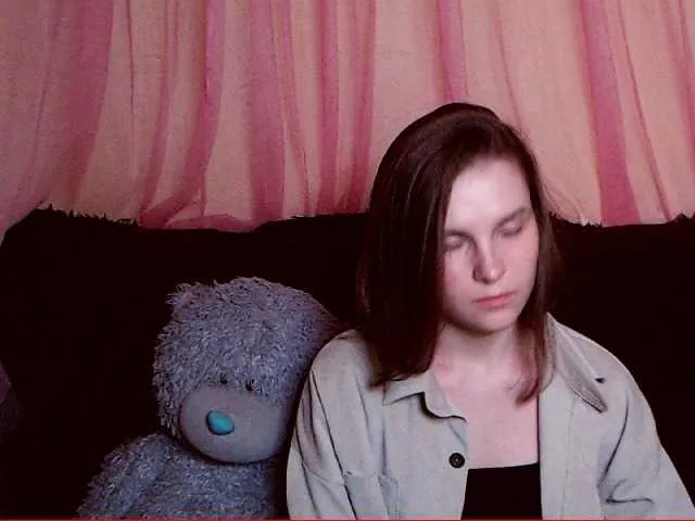 Live sex webcam photo for roksanamae #257529811