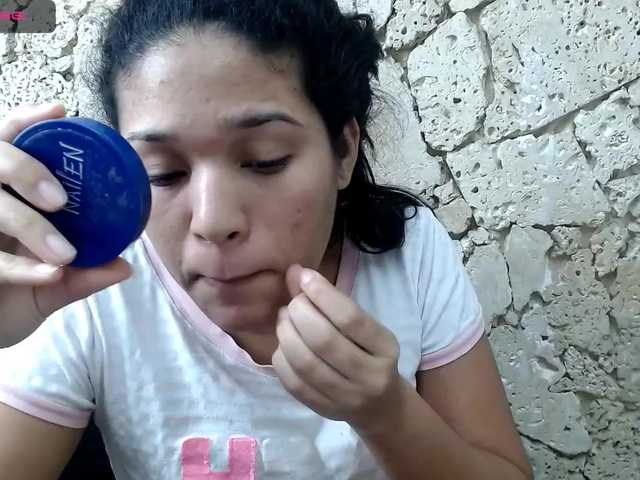 Live sex webcam photo for Elovessemax #257041911