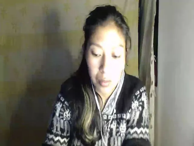 Live sex webcam photo for CHILENITAHOT #255833101