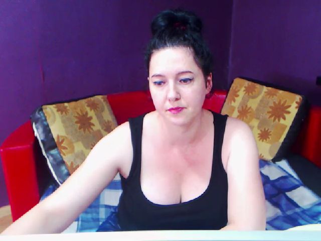 Live sex webcam photo for SlaveMeRubyX #255580484