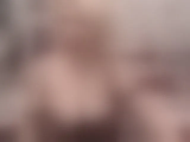 Live sex webcam photo for moniqdiamond #240935532