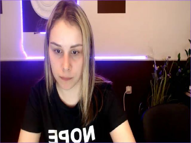 Live sex webcam photo for PolliMilk #262964575