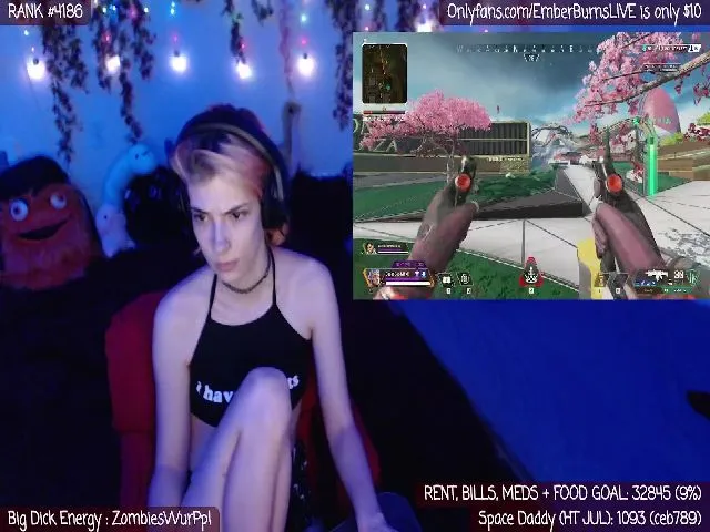 Live sex webcam photo for EmberBurns #254043540