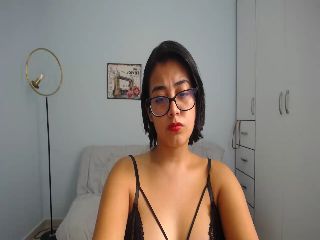 Live sex webcam photo for sweet_kamii #251910231