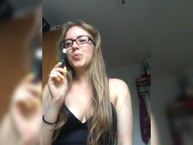 Live sex webcam photo for Divka-69 #260816123