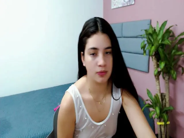 Live sex webcam photo for ella_gamer #264324785