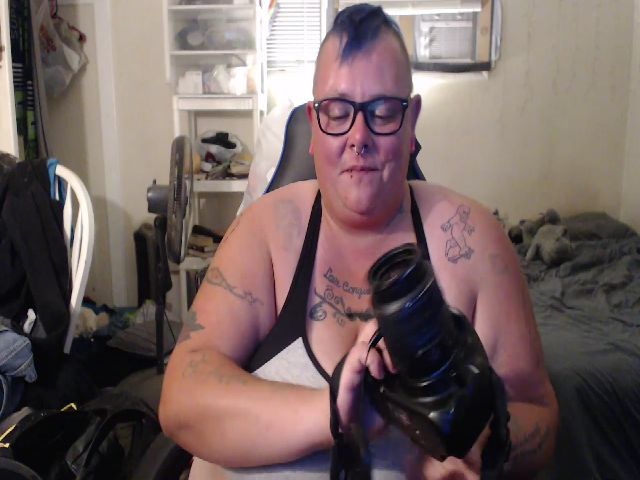 Live sex webcam photo for PunkChick420 #252791115