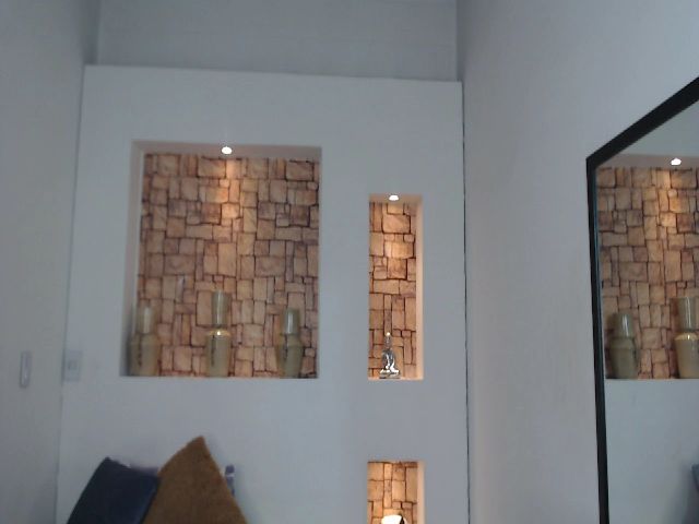 Live sex webcam photo for nicollewalton #254926437