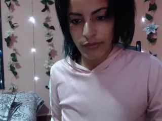 Live sex webcam photo for KattleyaGrey #240872941