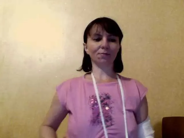Live sex webcam photo for Oksina #240937141
