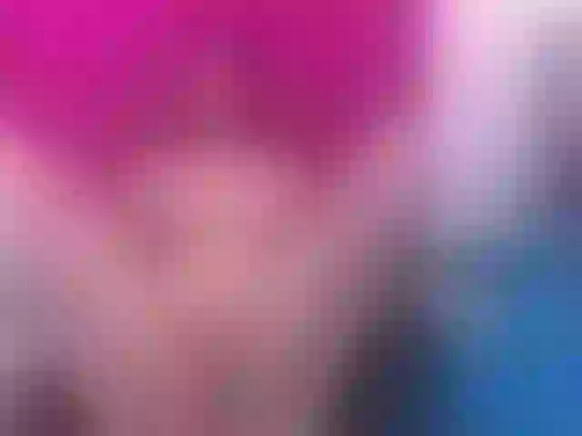Live sex webcam photo for Redmilf_69 #262271728