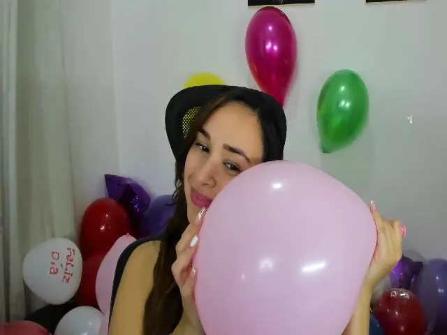 Live sex webcam photo for PaulinaSoler #263458974