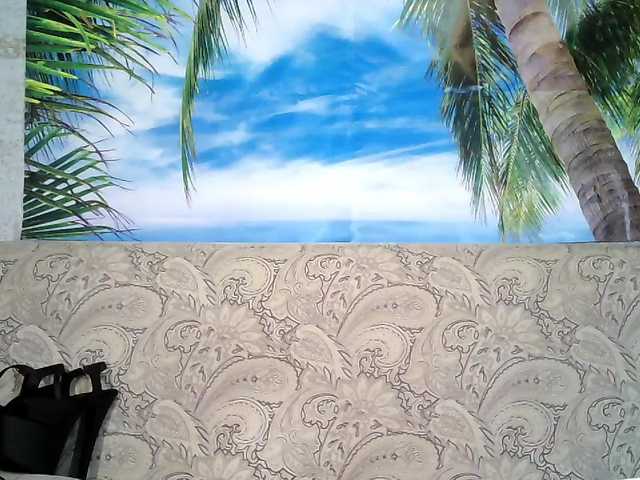 Live sex webcam photo for Emilyzest #241265220