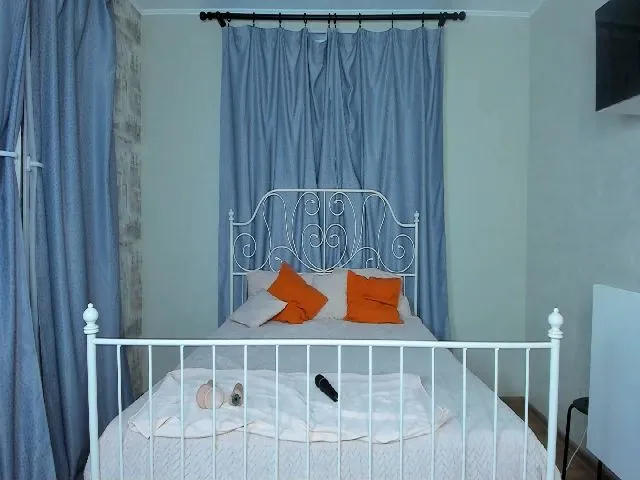 Live sex webcam photo for A11yson #259661430