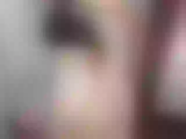 Live sex webcam photo for violeta-julie #255709020