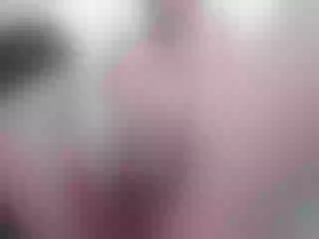 Live sex webcam photo for BeautyM27 #264792209