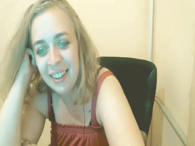 Live sex webcam photo for GoddessNika #254565010