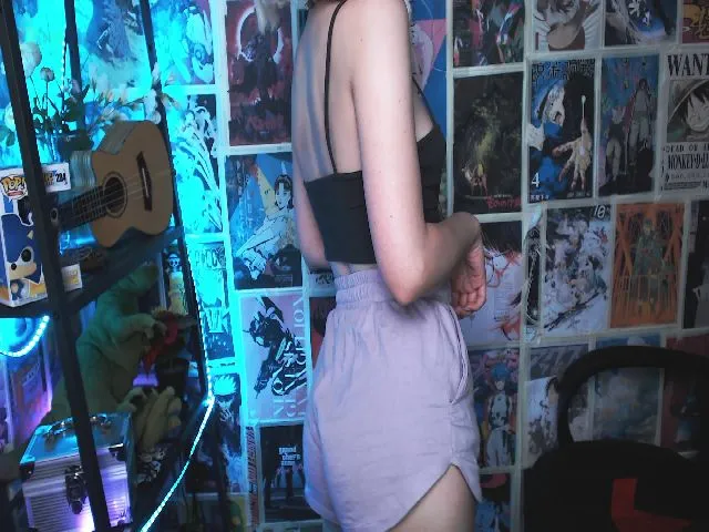 Live sex webcam photo for Manarose27 #253954472