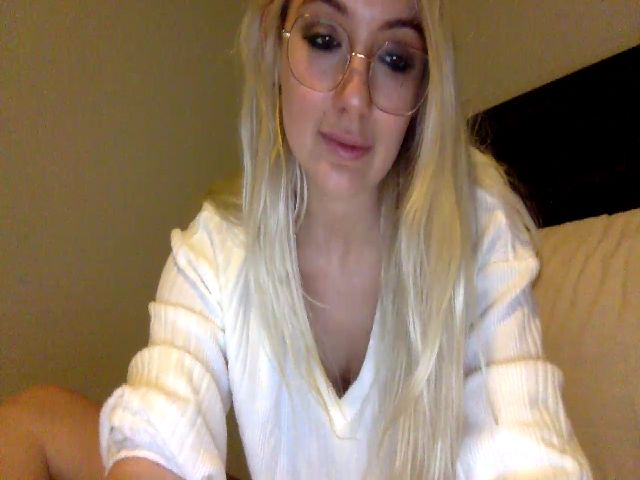 Live sex webcam photo for Sammy_gray #255527035