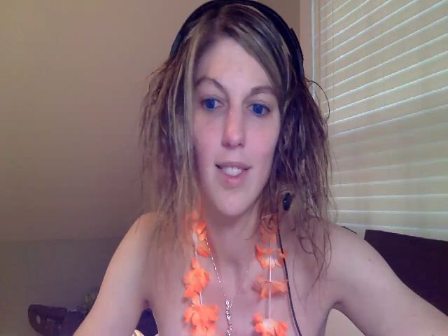 Live sex webcam photo for RavenRubyRose #264341578