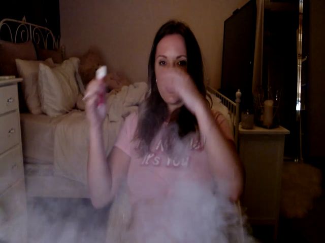 Live sex webcam photo for MissTinsleyyx #257439246